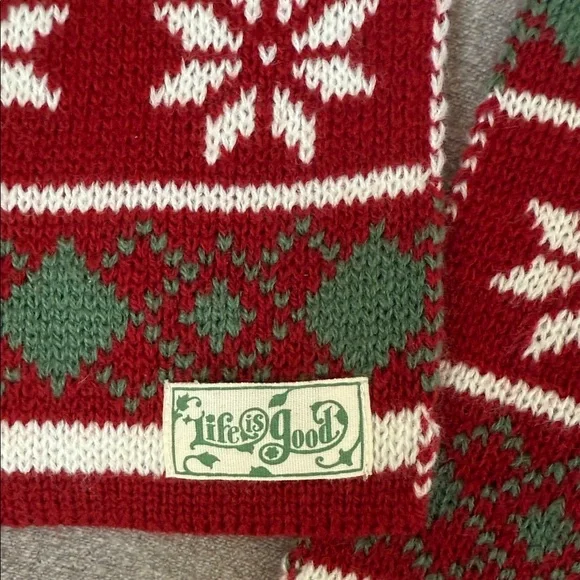 Reversible Life Is Good Red and Green Holiday/Christmas Knit Scarf - Picture 2 of 6